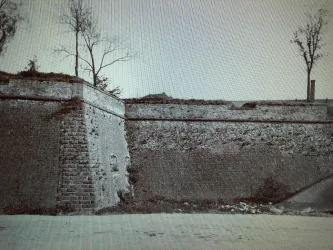 Ravelin im Fort (© Rolf Gebert)