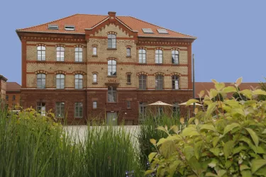 Symboldbild 3 Aussenansicht (© Hotelwerkstatt GbR -Erste Hotelwerkstatt Betriebs)