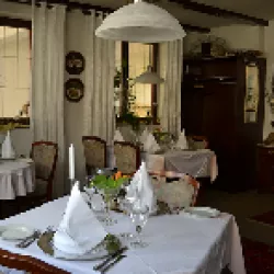 Provencal Innen