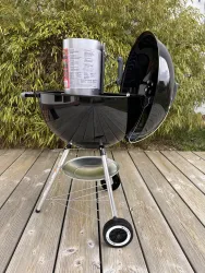 Weber Holzkohlengrill