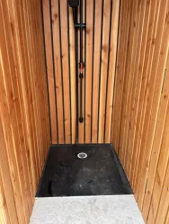 Kaltwasser - Außendusche für die Gartensauna