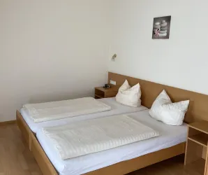 Doppelzimmer im Erdgeschoß