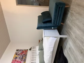 Kann als Gästebett ausgeklappt werden