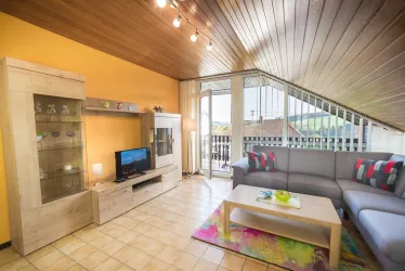Wohn Esszimmer Gänseblümchen