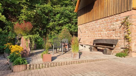 Sitzplatz am Bach