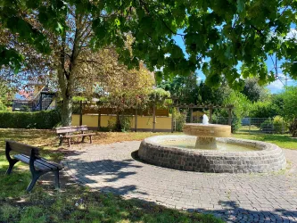 Brunnen am Park (3)