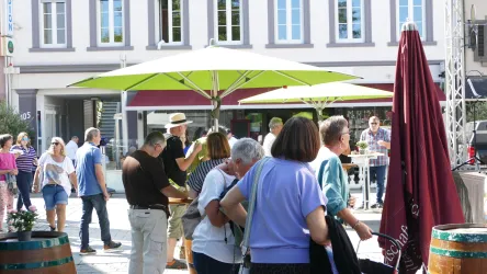 P1840156