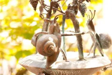 Der Schneckenbrunnen im Garten