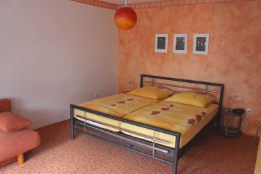 Schlafzimmer 2, Ansicht 2