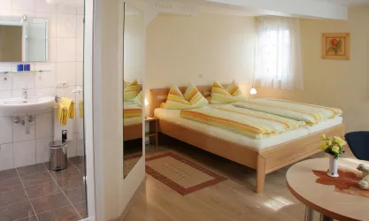 Gästezimmer (© Weingut Hans-Jürgen Becker & Sohn GbR)