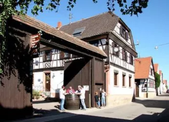 Weingut Becker Rohrbach (© Weingut Becker)