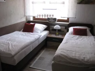 Schlafzimmer 2 Haus Schehl (© Archiv Leistungsträger)