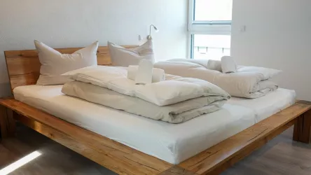 Doppelbett offene Empore