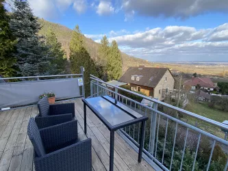Balkon mit Bestuhlung