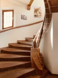 Treppenaufgang (© Dorfleben - Ihr Dorfladen im Alten Rathaus)