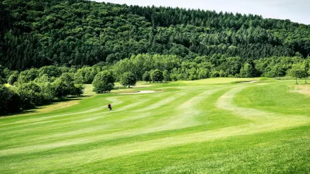 Golfplatz 1 (© Archiv Golfplatz Pfälzerwald GmbH)