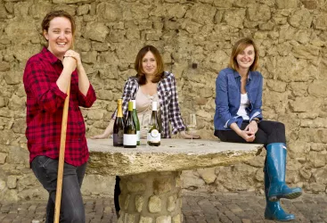 Anna, Rebecca und Leah Bremer (© Weingut Bremer)