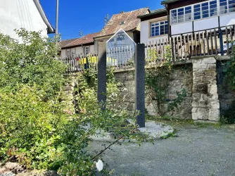 Gedenktafel an der Synagoge
