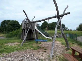 Spielplatz Bild 2 (© Verein SÜW Annweiler e.V.)