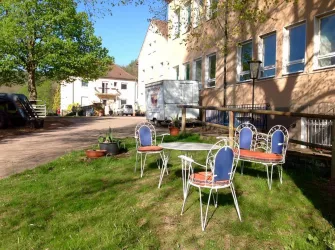 Sitzbereich im Grünen_2