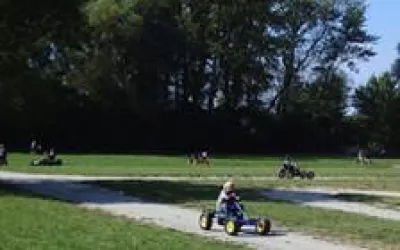 Kartbahn (© Südpfalz -Tourismus VG Rülzheim e.V.)