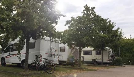 Wohnmobilstellplatz Leimersheim (© Südpfalz Tourismus VG Rülzheim e.V.)