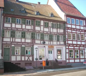 Haus Ferckel und die alte Apotheke