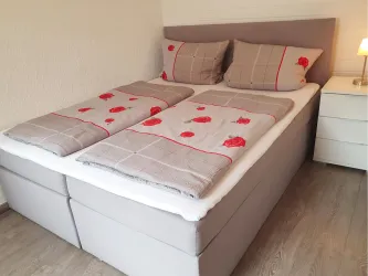 Queensize-Bett, 160 x 200 cm