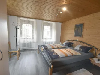 3-Zimmer-FeWo: Kingsize Bett