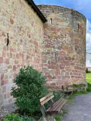 Diebsturm, Bank (© Bernard)