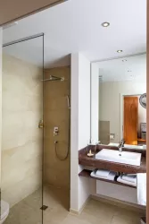 Gästehaus Rieslinghof*** Dusche und WC (© Rieslinghof)