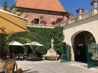 Eingang Schloss Wachenheim (© Schloss Wachenheim AG)