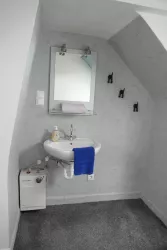 2. Etage Waschgelegenheit