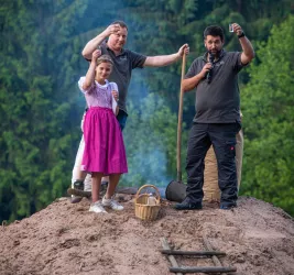 Kohlenmeilerfest_Erfweiler (© Südwestpfalz Touristik e.V.)