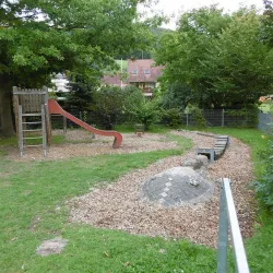 Spielplatz Dernbach 3 (© Verein SÜW Annweiler e.V.)