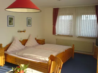 Doppelzimmer (© Gästehaus Hilzensauer)