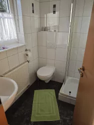 Bad Dusche 1 (© Severine Marx)
