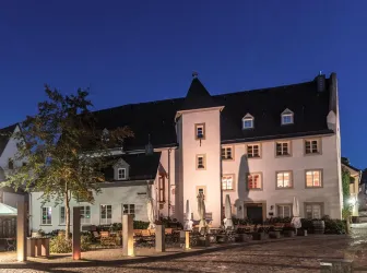 Meisenheimer_Hof_Abendstimmung_Boos_Kopie