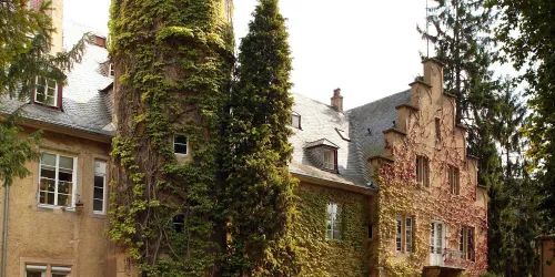 Ansicht Herzog-Wolfgang-Haus (© Walter P. Lhotzky)