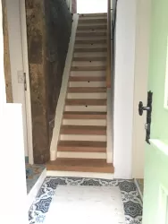 Treppe zum 1. OG