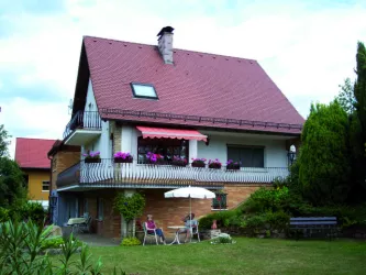 Ferienwohnung Direkt im Grünen (© Archiv Ferienwohnung Direkt im Grünen)