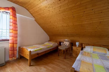 Studio - Schlafzimmer 1 - Bild 2 (© Stier)