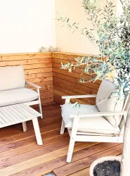 Sitzlounge im Innenhof