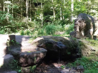 Bei der Bärenhöhle (© Archiv Ferienwohnung Felsenwanderweg)