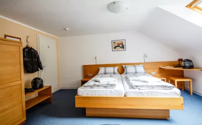 Doppelzimmer Dusche/WC Klimaanlage