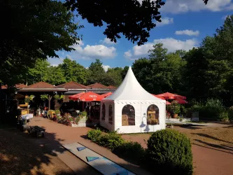 Biergarten der Minigolf-Gaststätte