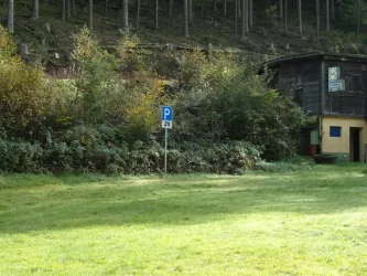 Wohnmobilstellplatz Hettersbach Gelände (© Tourist Info Gräfensteiner Land)