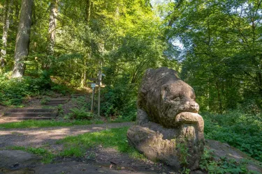 Bärenskulptur des Künstlers Stephan Müller