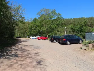 Wanderparkplatz Mandeltal Bild 1 (© Urlaubsregion Freinsheim)