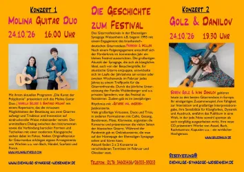 Zwei Gitarrissten sitzend mit ihren Gitarren